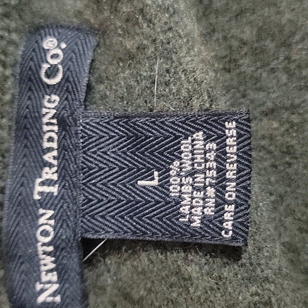 Argyle Patterned Wonen's V-Neck Sweater - Green A… - image 3